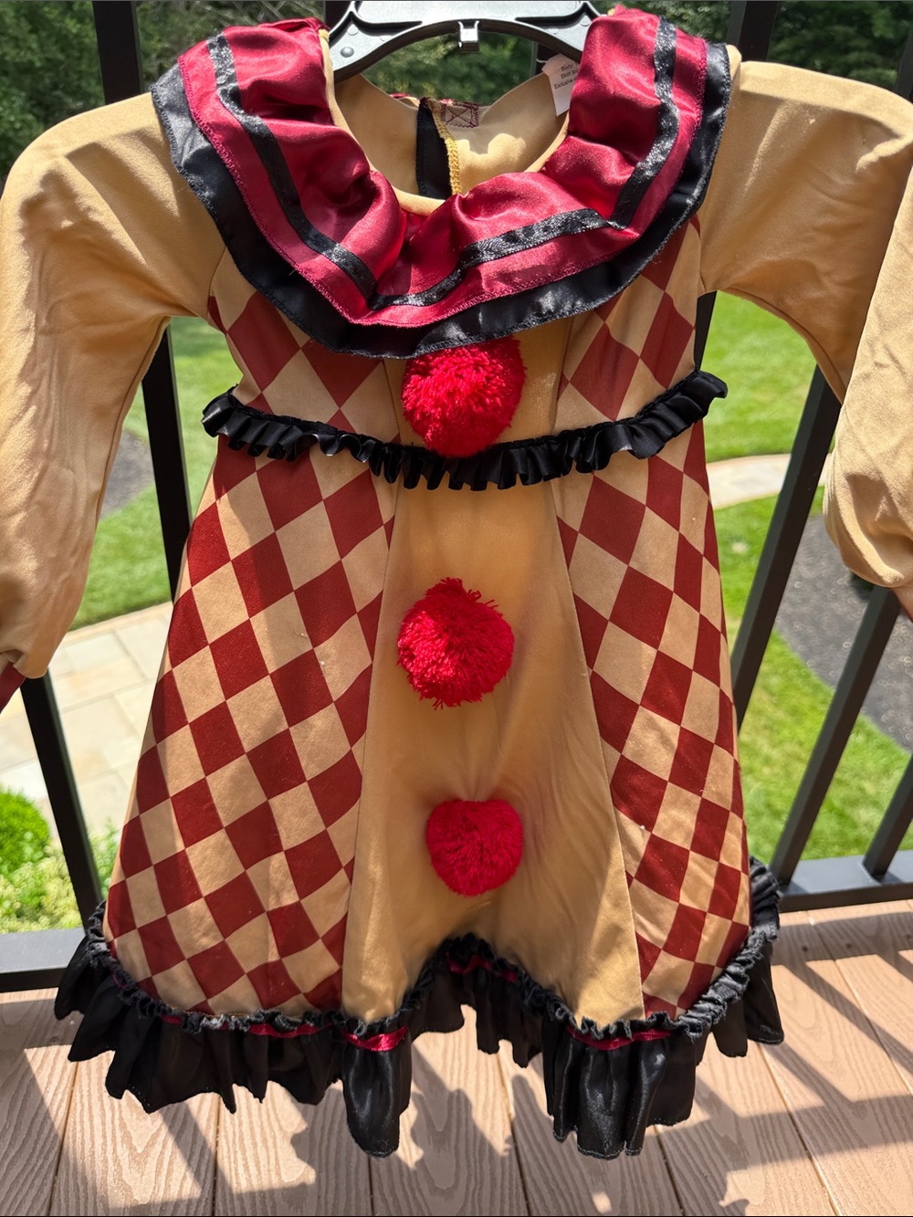 Classic Harlequin Kids Clown Costume in Cream and Red 4T